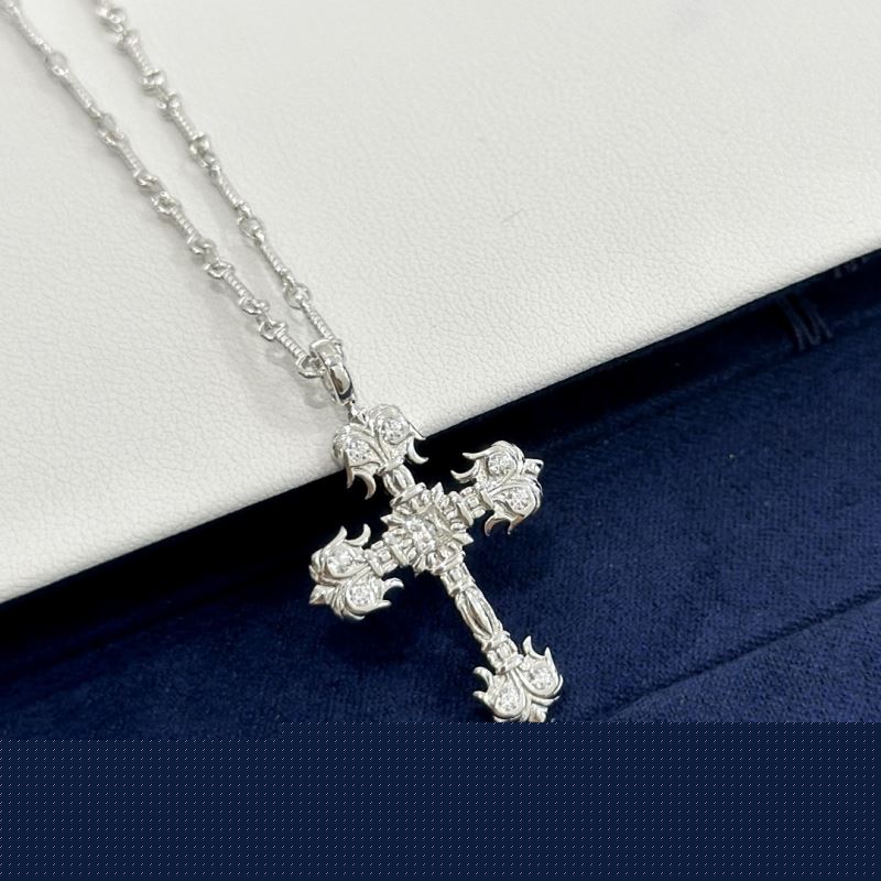 Ch**me He**ts necklaces